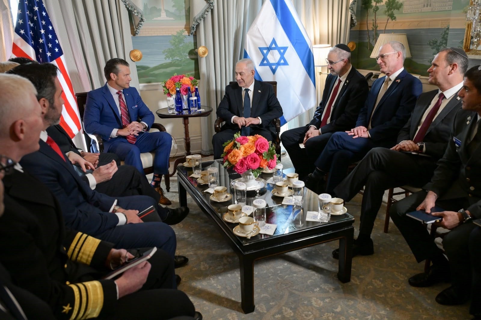 Gazze'nin gölgesinde kritik buluşma! Netanyahu, Pentagon'un patronuyla görüştü