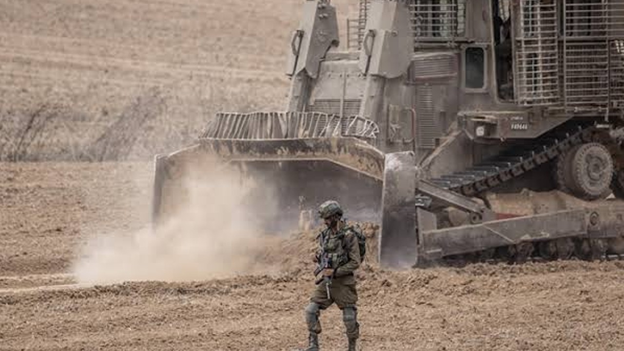 Gazze’ye asker yollansın diyen İzzet Hoca’dan skandal görüş: Eşcinsellik özel hayattır! Sosyal medyada gündem oldu