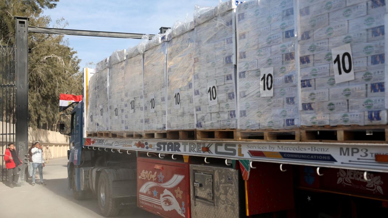 Gazze'ye ateşkesin ardından 22 günde sadece 3 bin 203 yardım tırı ulaştı