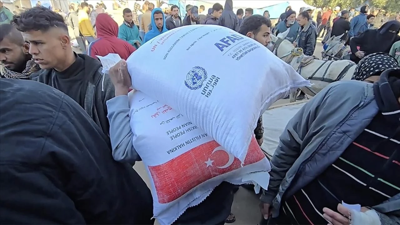 Gazze’ye mart ayından itibaren ilk kez yemek tüpü girdi!