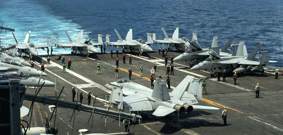 Gazze'ye yıkım ve ölüm götüren ABD savaş gemileri çekiliyor