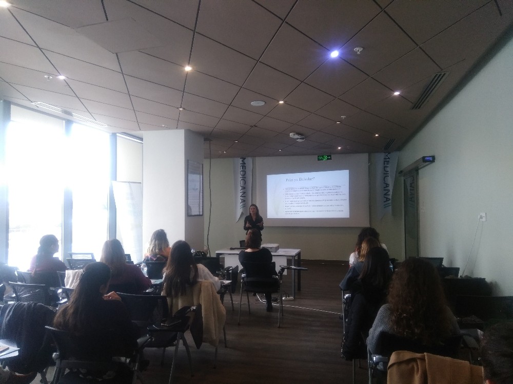 Gebe okulunda stres anlatıldı 