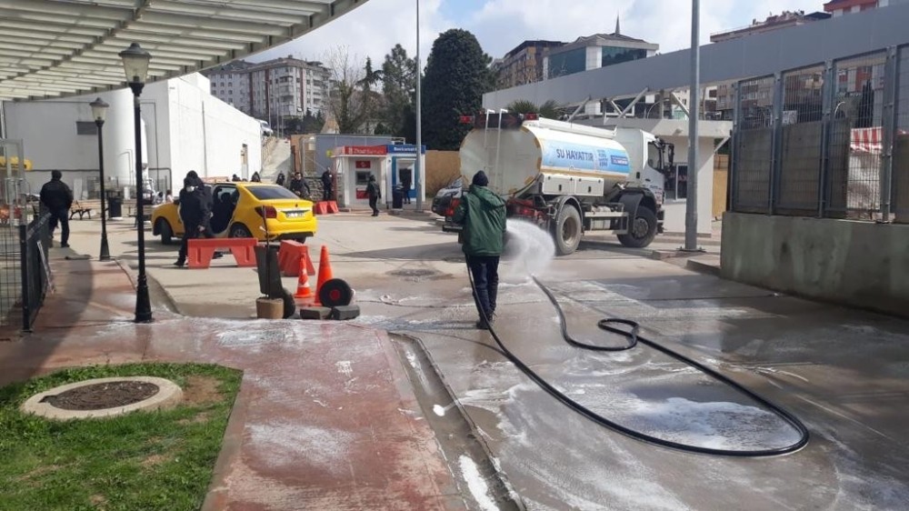 Gebze Belediyesi korona virüsüne karşı tedbirlerini sürdürüyor 