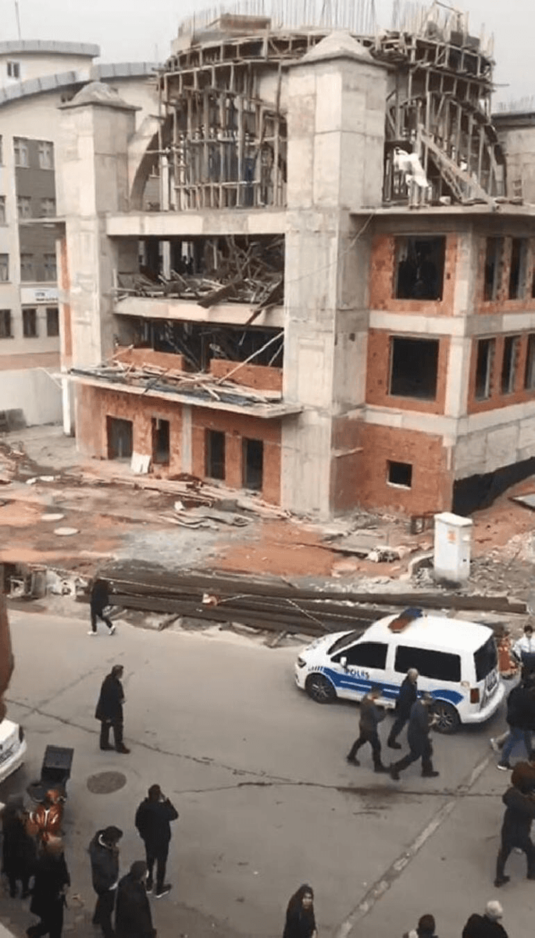 Gebze'de cami çöktü! Yaralılar var