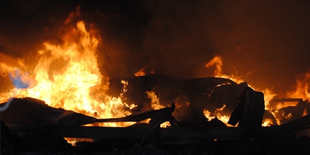 Gebze'de fabrikada patlama
