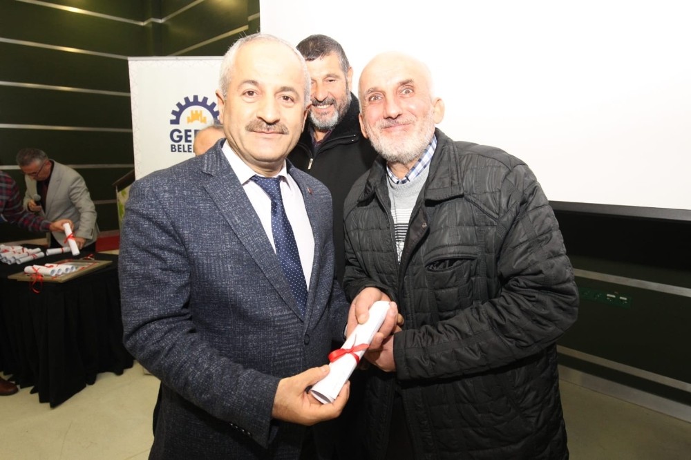 Gebze’de tapu dağıtım töreni düzenlendi 