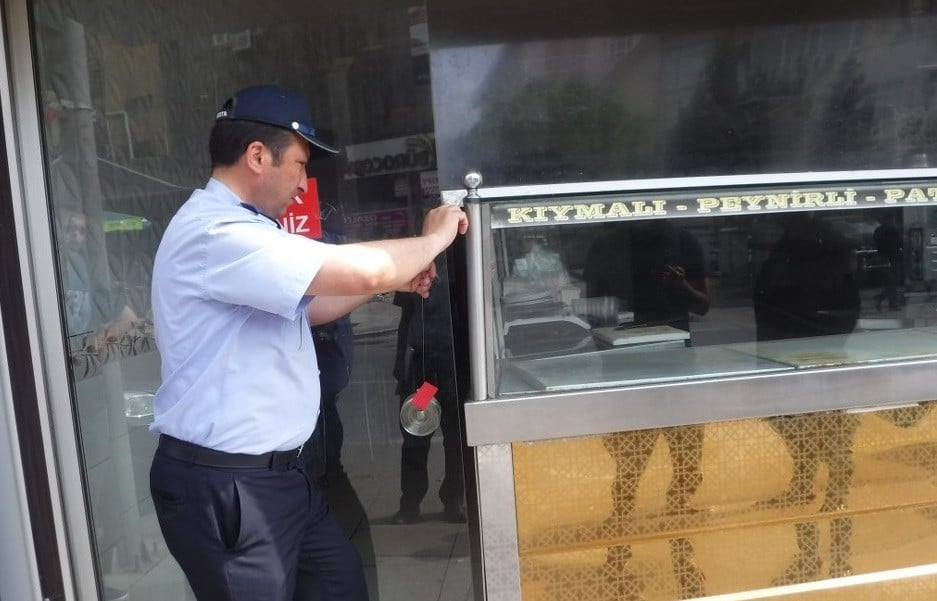 Gebze’de zabıta ekipleri, denetimlerini sürdürüyor 