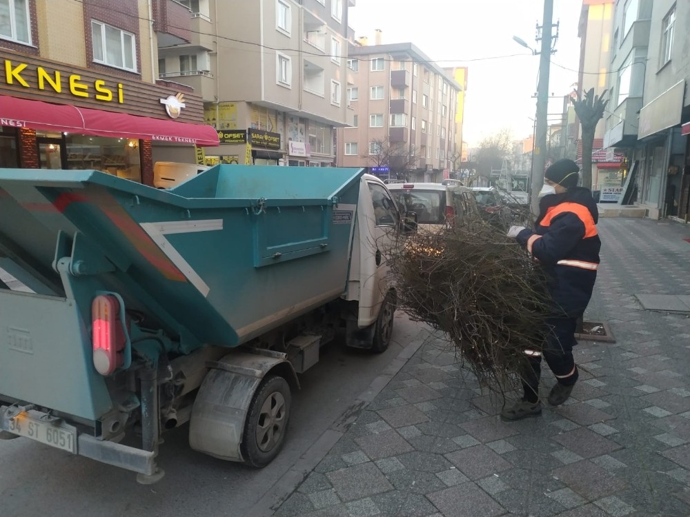Gebze’nin cadde ve sokakları her gün temizleniyor 