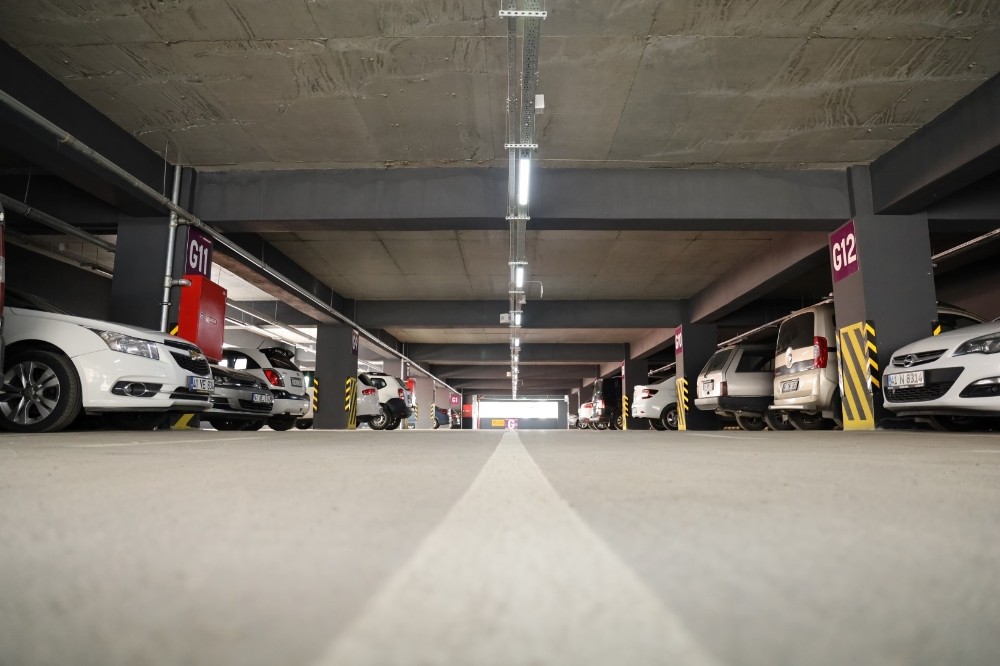 Gebze’nin katlı otoparkı hizmete başladı 