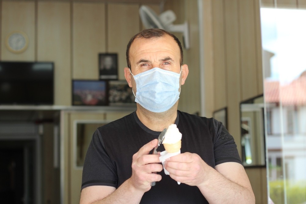 Geç de olsa dondurma sezonu başladı 