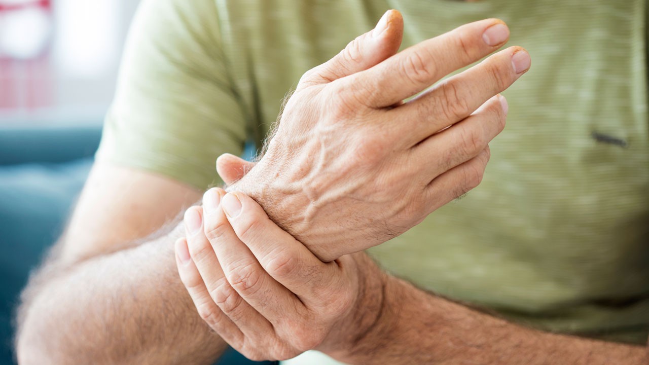 Gece başlayan bu ağrılara dikkat! Sıradan bir ağrı sanmayın