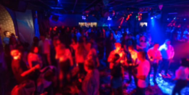 Gece kulübüne silahlı saldırı! 8 kişi öldü