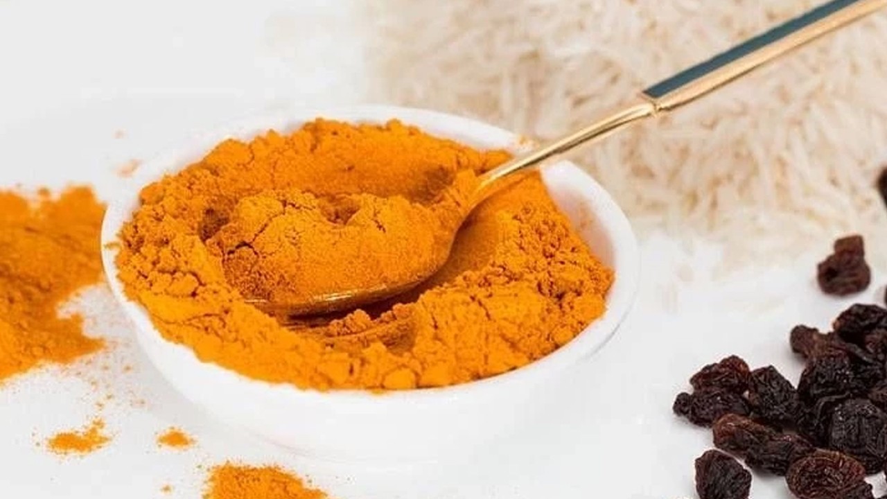 Gece yarısı için sabaha kadar kilolar ersin: Bunların hepsini yemek göbeği böyle eritir!