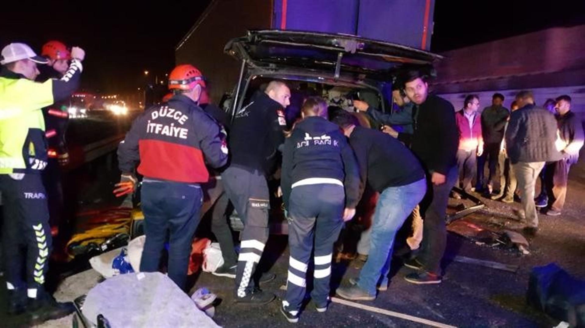Gece yarısı üzücü haber... Çok sayıda ölü ve yaralı var