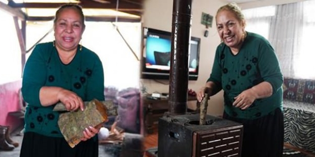 Gecekonduda yaşayan ünlü türkücü...