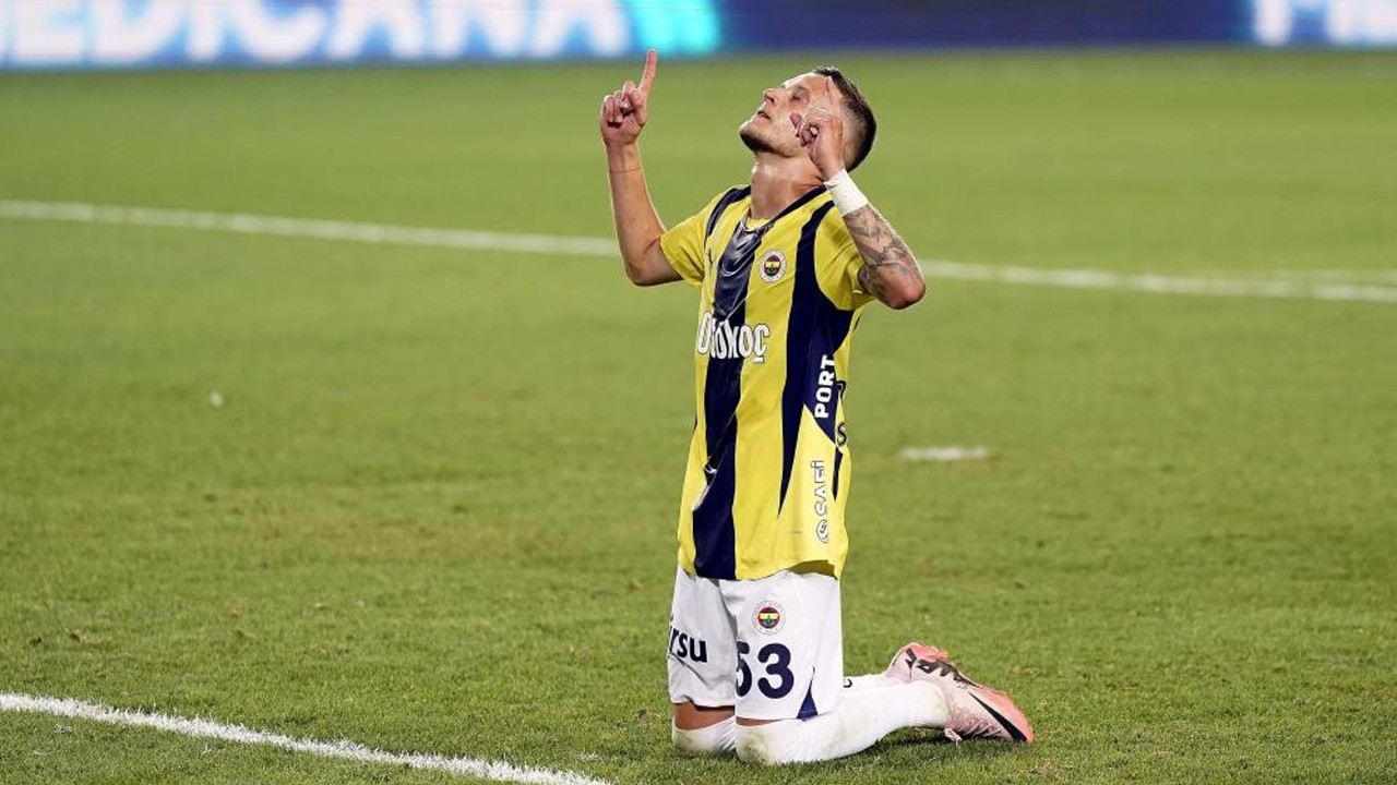 Geçen sezonu mumla aratıyor! Sebastian Szymanski beklentinin altında kaldı