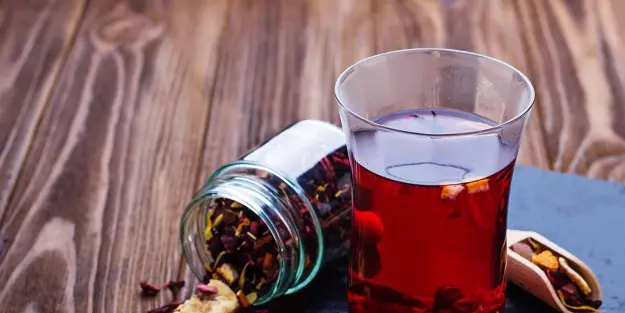 Geçmeyen öksürük için 3 içecek: Tüm engelleri ortadan kaldıracak!