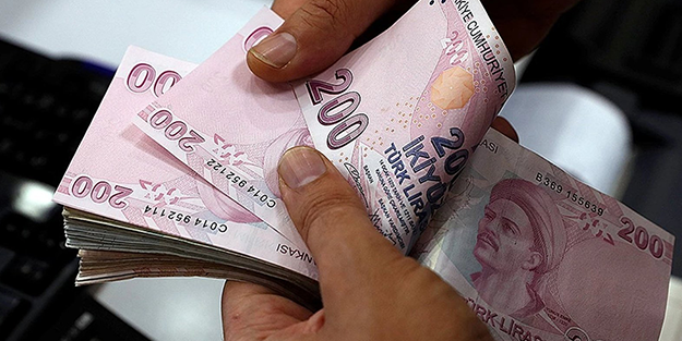 Geçtiğimiz gün bakanla görüşen ünlü ekonomist kötü haberi verdi: Asgari ücret o rakamı görecek