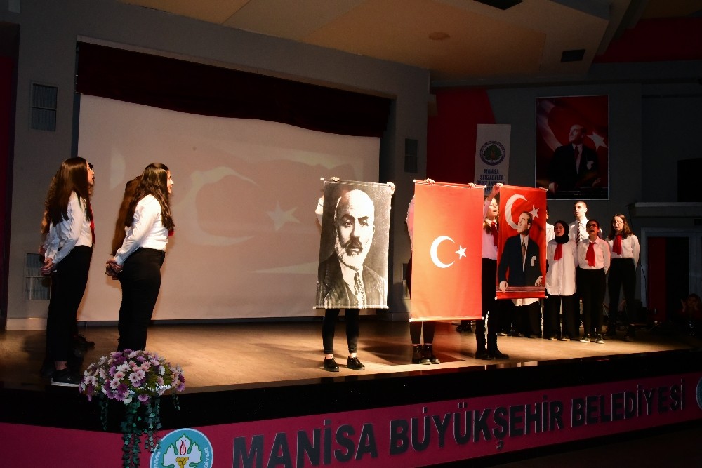 Gediz Anadolu Lisesinden muhteşem program 