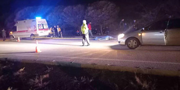 Gediz’de otomobilin çarptığı kadın yaşamını yitirdi