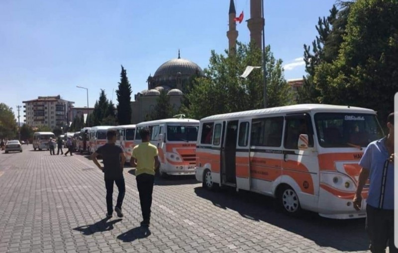 Gediz’de sağlık çalışanlarına halk minibüsü seferleri ücretsiz 