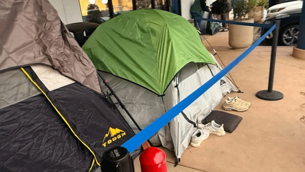 GeForce RTX 5090 çılgınlığı! Oyuncular mağaza önlerinde çadır kurdu