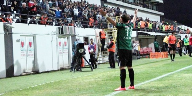 Gekas Akhisar'ı şikayet etti