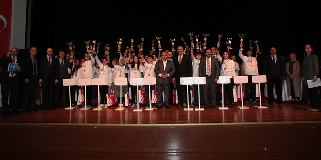 Geleceğin beyin takımı akıl oyunlarında yetişiyor