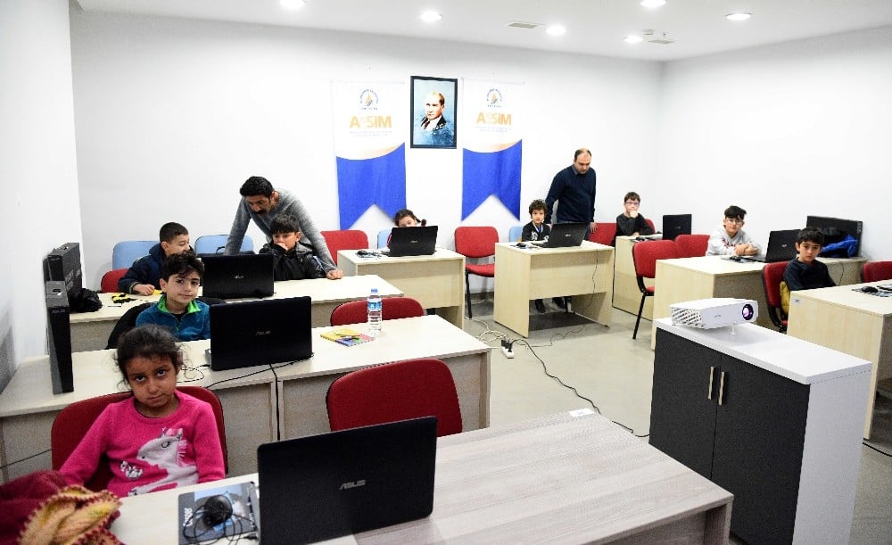 Geleceğin mucitleri ders başı yaptı 
