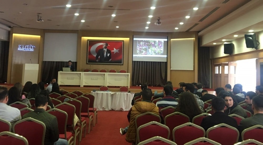 Geleceğin rehberlerine KUTO’da sosyal medya sunumu 