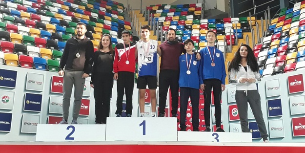 Geleceğin şampiyon sporcuları göz dolduruyor