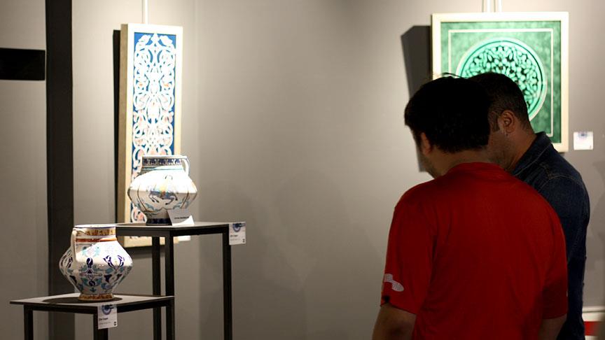 'Gelenekli Osmanlı Çinileri Sergisi' açıldı
