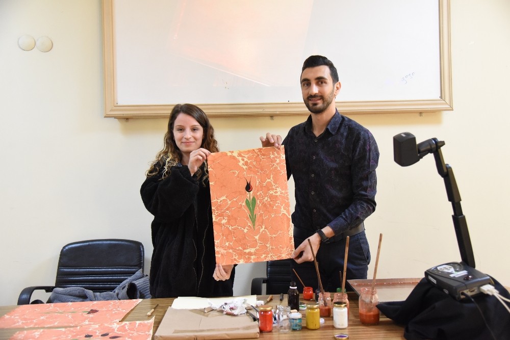 Geleneksel Türk Ebrusu üzerine söyleşi yapıldı 