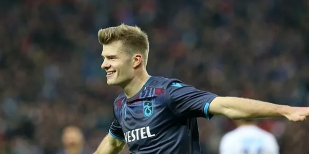 Geliyorsan gel de bu dedikodular bitsin!