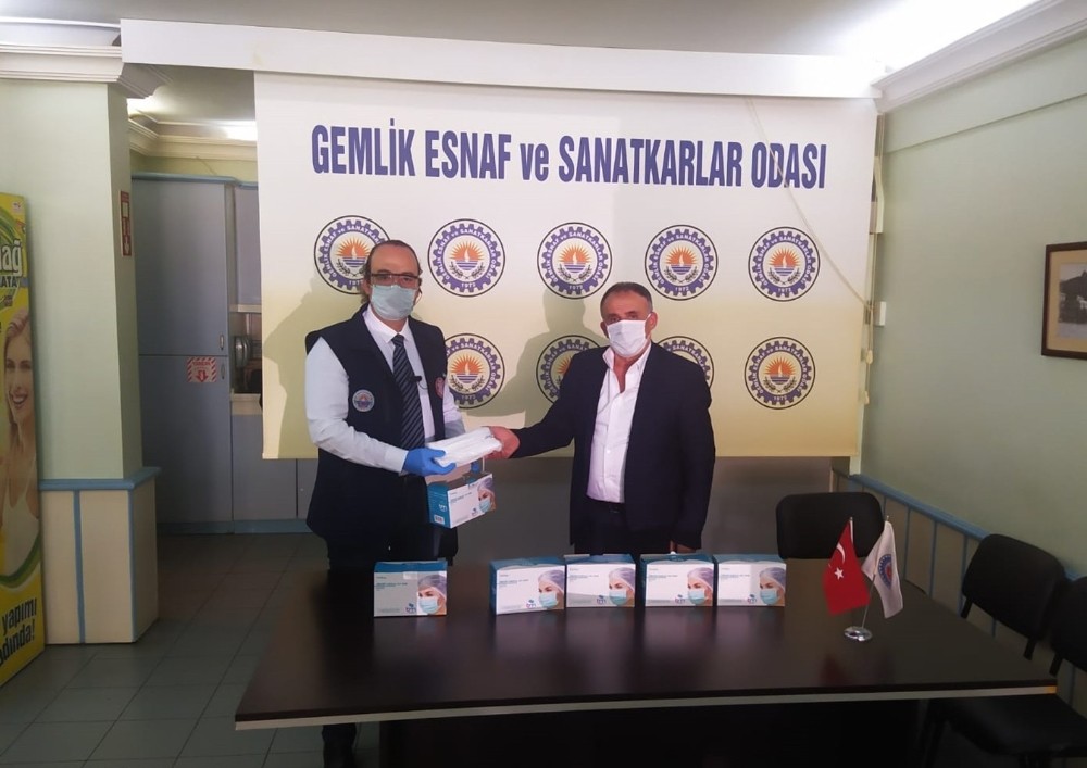Gemlik’de belediye ve esnaftan koronayla ortak mücadele 