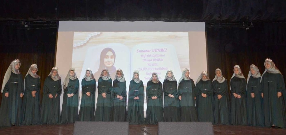 Gemlikli hafızlar icâzetlerini aldı 