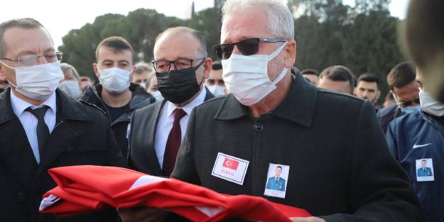 Genç astsubay memleketi Manisa'da toprağa verildi
