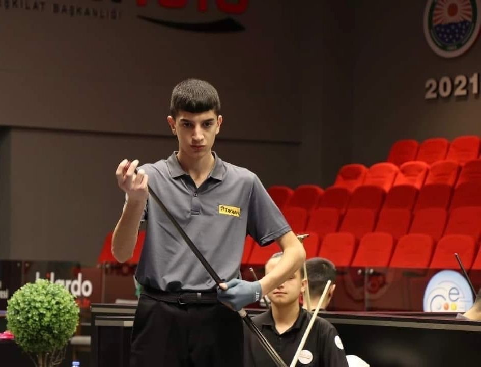 Genç Bilardocu Muhammed Emin Atabey Türkiye Şampiyonu oldu