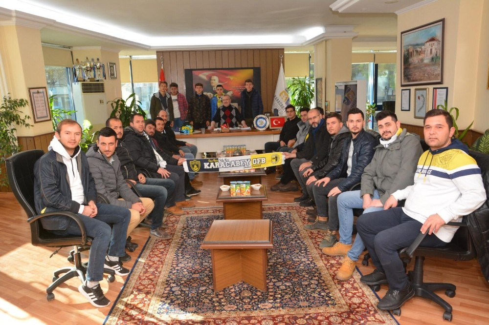 Genç Fenerbahçeliler Taraftar Grubu’ndan protokol ziyaretleri 