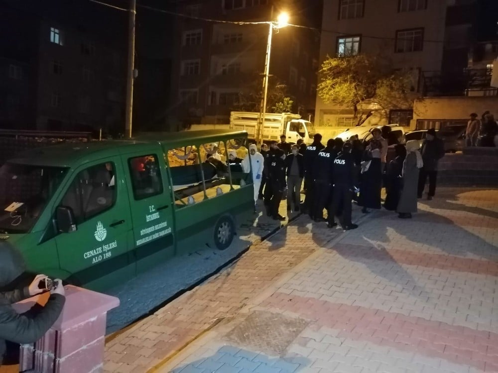 Genç kadın evinin banyosunda ölü bulundu 