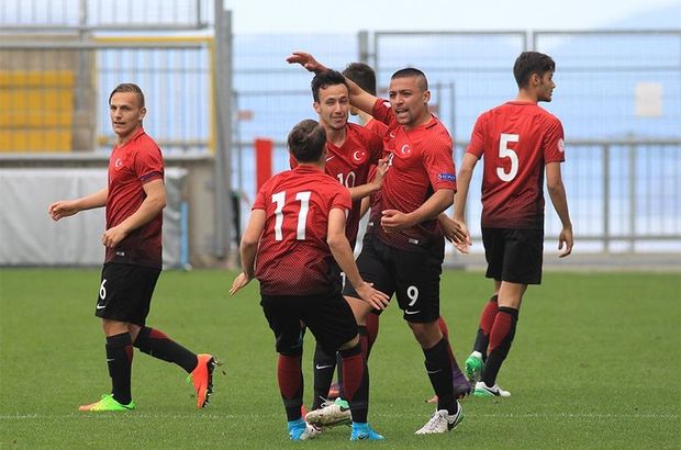 Genç millilerden Avustralya zaferi