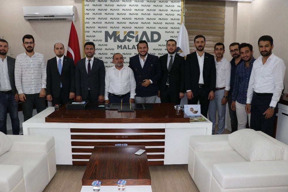 Genç MUSİAD çalışmalarına devam ediyor 