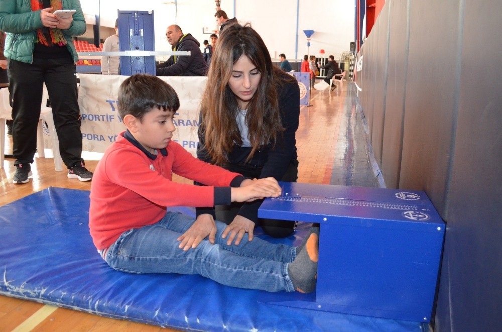 Genç sporcular yetenek taramasına katıldı 