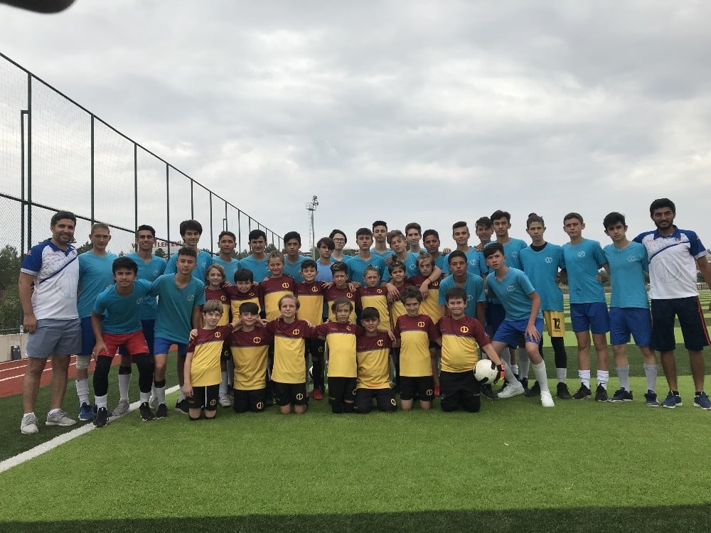Genç sporculardan çifte şampiyonluk 