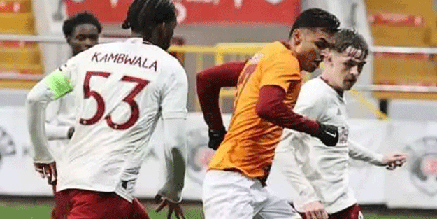 Gençler abilerine örnek oldu! Galatasaray galibiyeti aldı