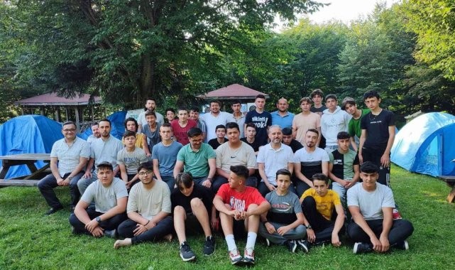 Gençler doğa kampını çok sevdi