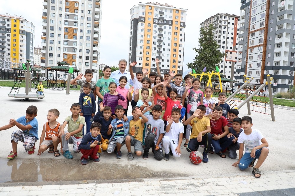 Gençler istedi, Başkan Palancıoğlu inşa ediyor 