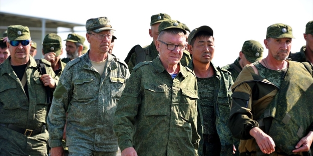 Gençler kaçtı! Putin'in yaşlılar ordusu