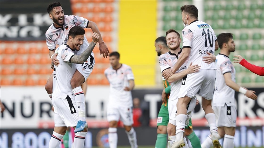 Gençlerbirliği deplasmanda kazandı