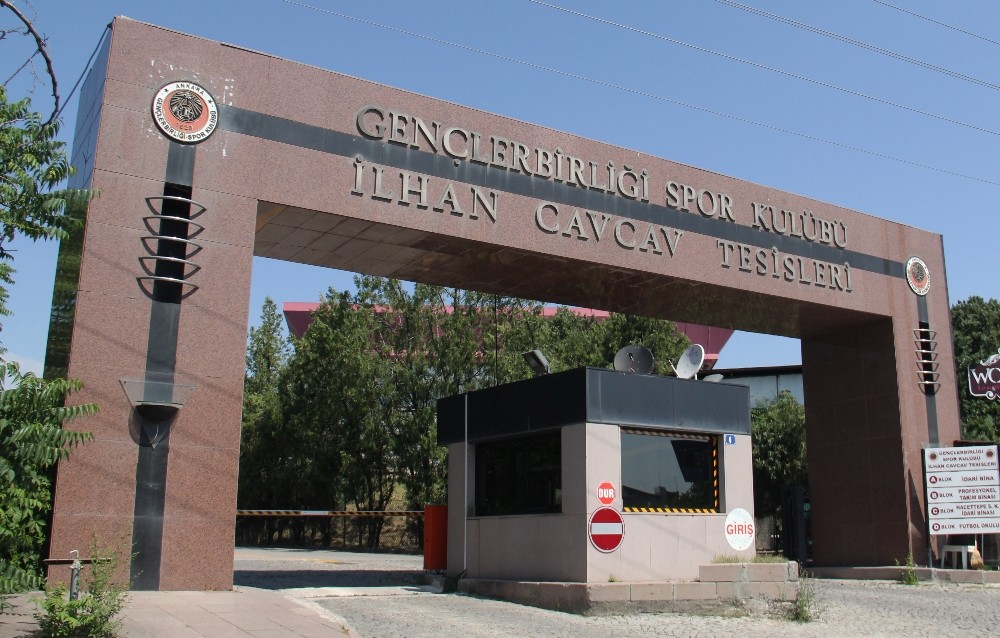 Gençlerbirliği’inde başkanlık seçimi ertelendi 